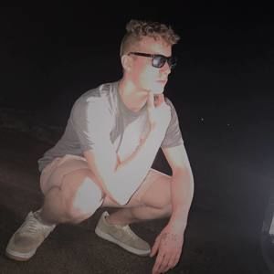 Meet your Posher, Sam